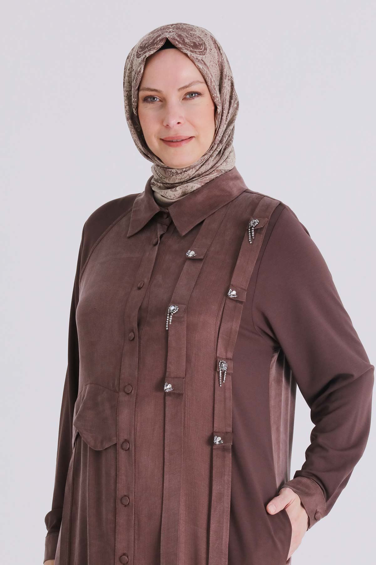 Büyük Beden Tesettür Taşlı Ferace 28080 Kahve