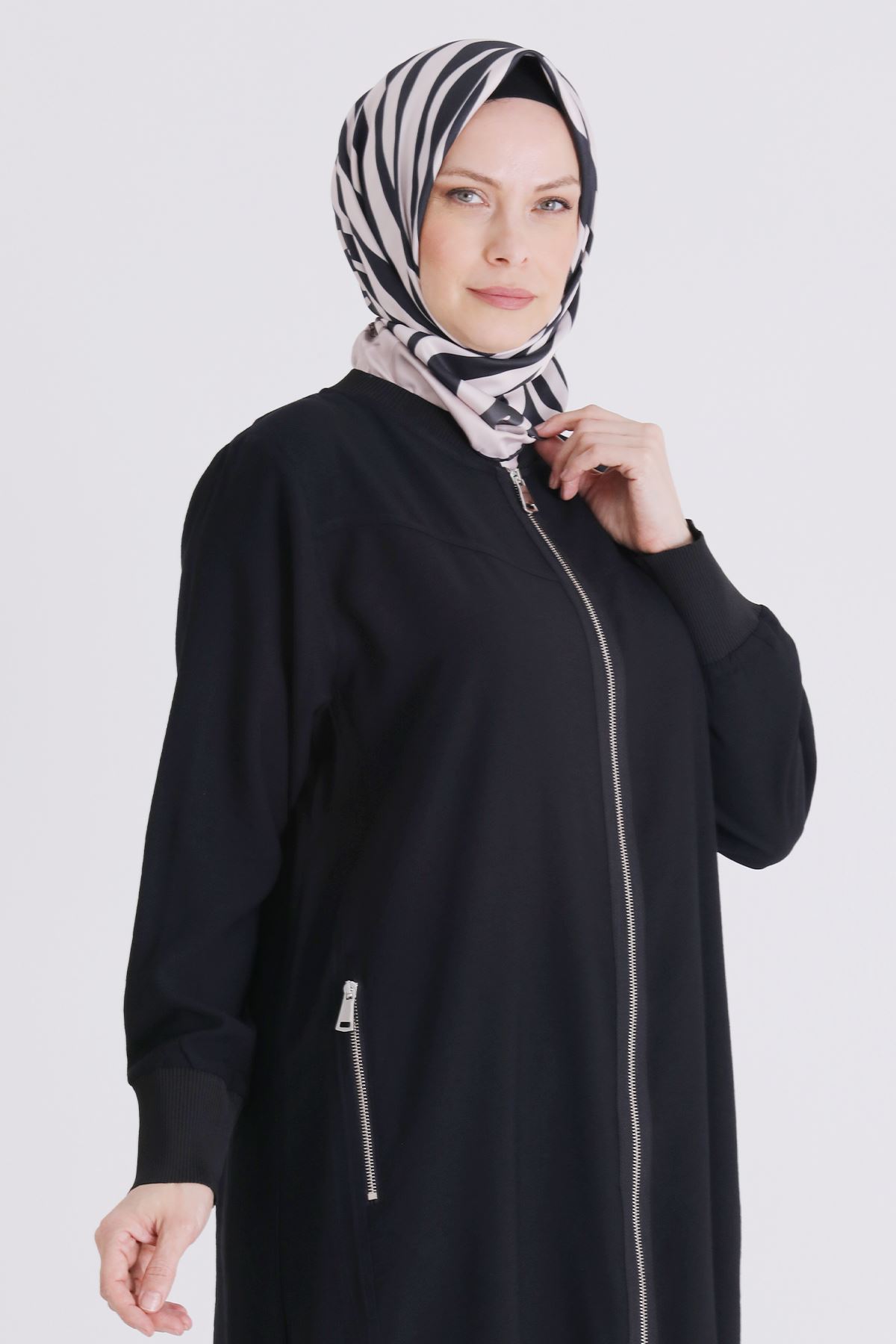 Büyük Beden Tesettür Ferace 2829 Siyah